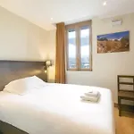 Otel Du Petit Saint Bernard *