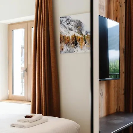 Hotel Du Petit Saint Bernard