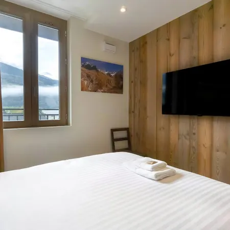 Hotel Du Petit Saint Bernard
