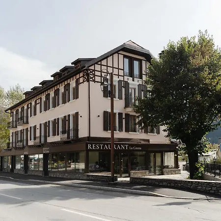 Du Petit Saint Bernard Otel *